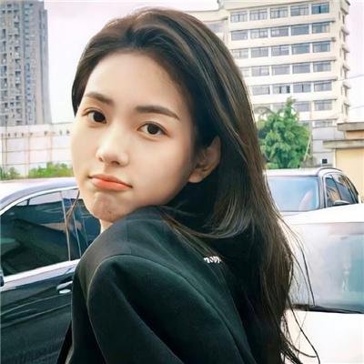 少女嬉春